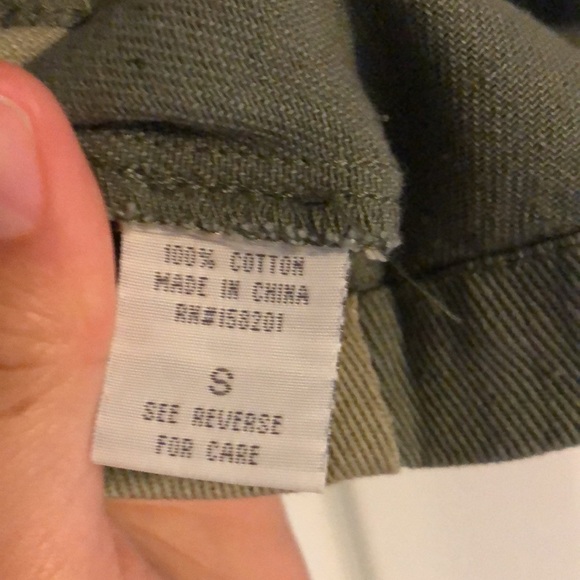 Angel Kiss Los Angeles Cropped Denim Utility Jacket in Color-block Army Green - Picture 7 of 8